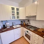 D1mora Castello-a Corner Of Peace Pet Friendly With Share Pool 가르도네리비에라