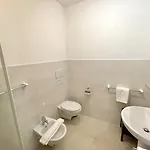 D1mora Castello-a Corner Of Peace Pet Friendly With Share Pool * 가르도네리비에라