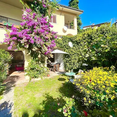 Apartmán D1mora Castello-a Corner Of Peace Pet Friendly With Share Pool